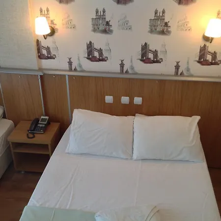 Otel Mood 3*