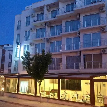 Otel Mood 3*